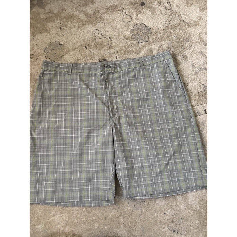 BEN HOGAN Performance Men's 42x9 Gray Plaid Striped Golf Shorts EUC